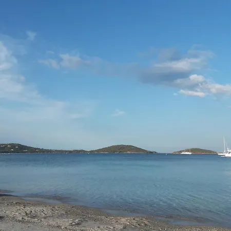 Parque de Campismo L'oso Porto-Vecchio (Corsica)